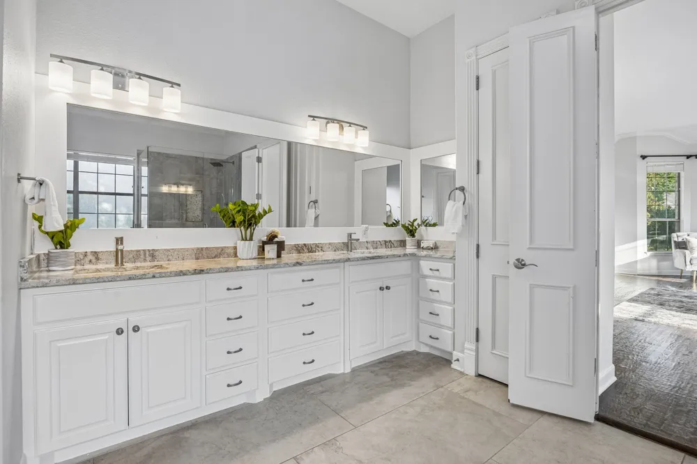 1807 Greenlea Cove Southlake, TX 76092