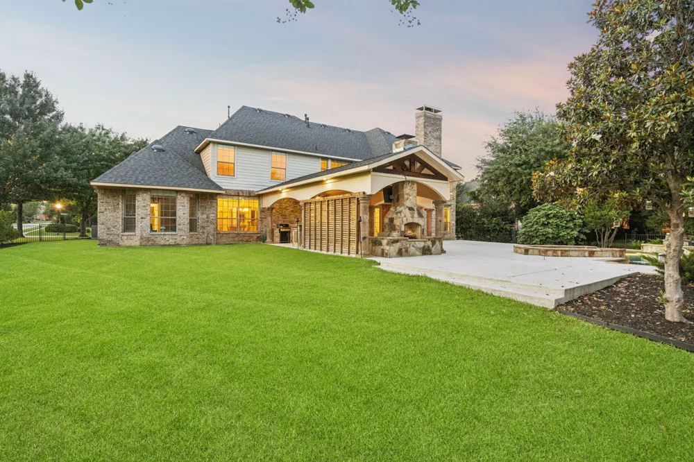 1807 Greenlea Cove Southlake, TX 76092