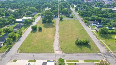 715 W Sears
