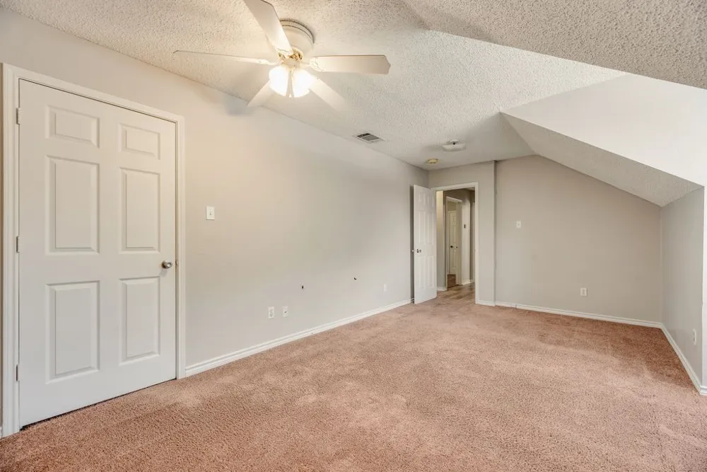 5610 Eagle Rock Road Arlington, TX 76017