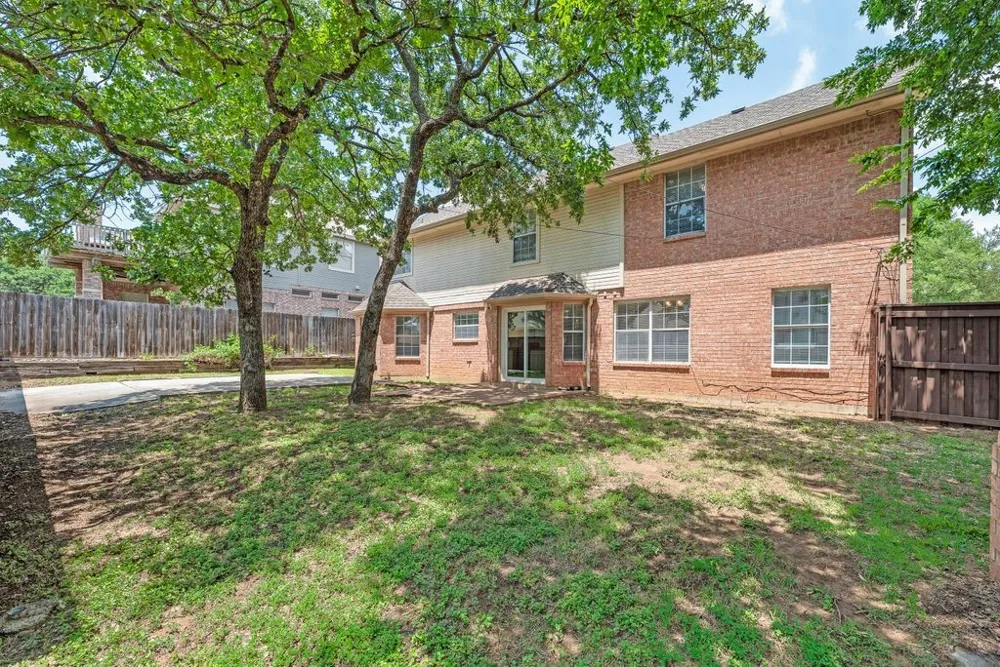 5610 Eagle Rock Road Arlington, TX 76017