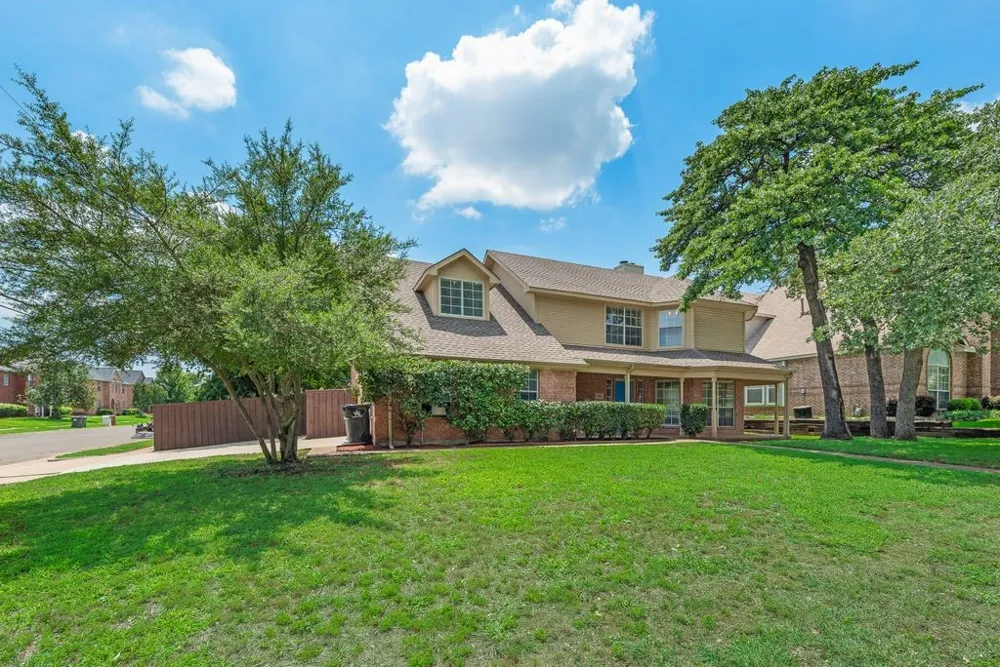 5610 Eagle Rock Road Arlington, TX 76017