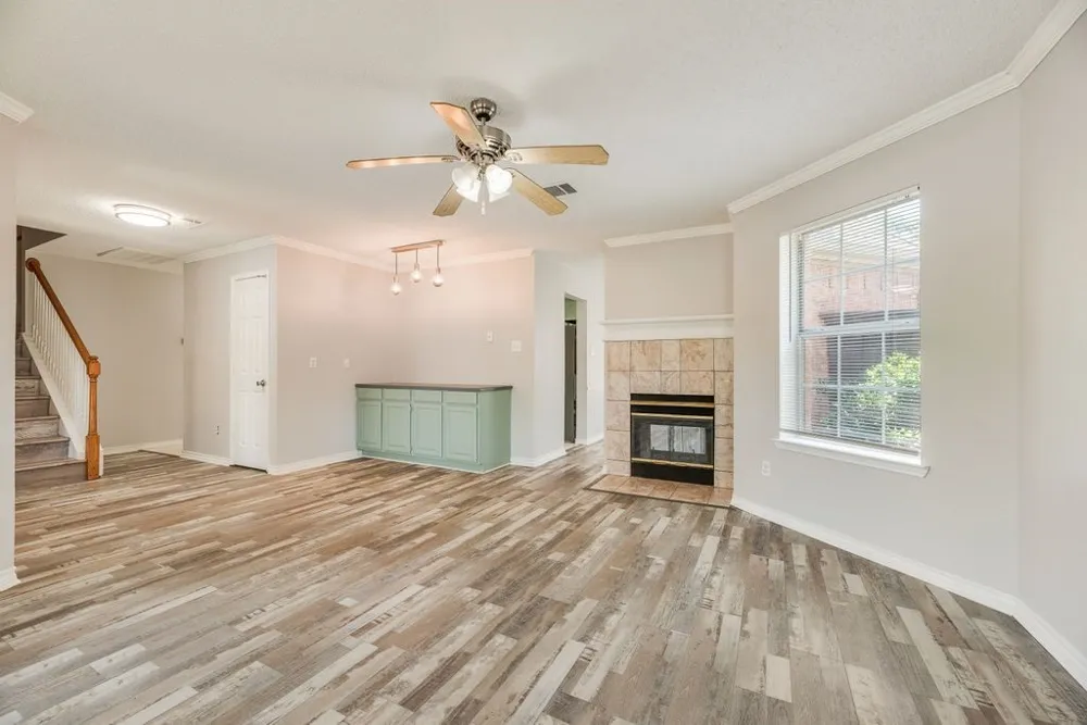 5610 Eagle Rock Road Arlington, TX 76017