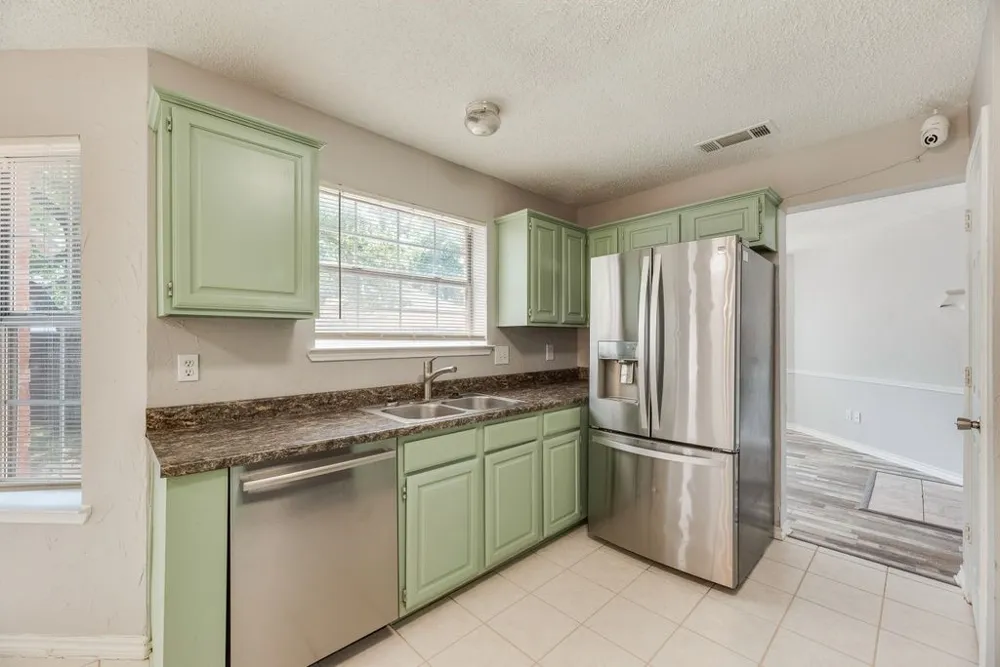 5610 Eagle Rock Road Arlington, TX 76017