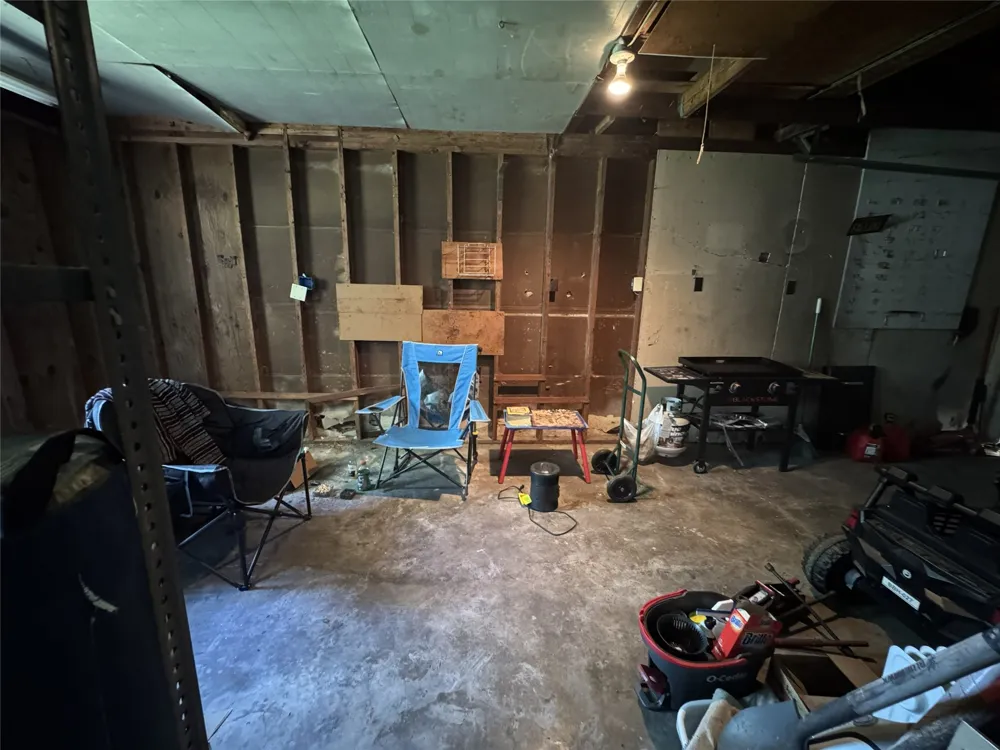 3041 Monroe Street Commerce, TX 75428