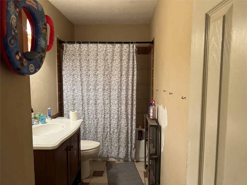3041 Monroe Street Commerce, TX 75428