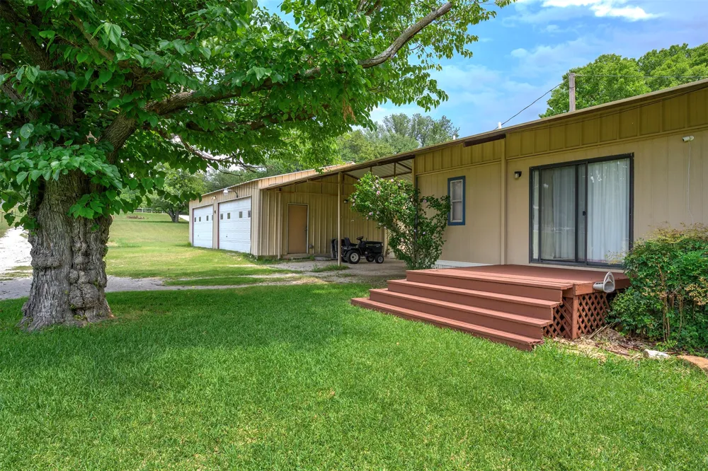 333 Private Road 1520 Bridgeport, TX 76426