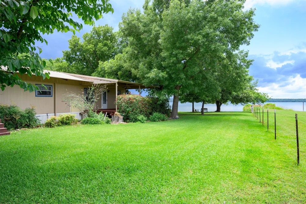 333 Private Road 1520 Bridgeport, TX 76426