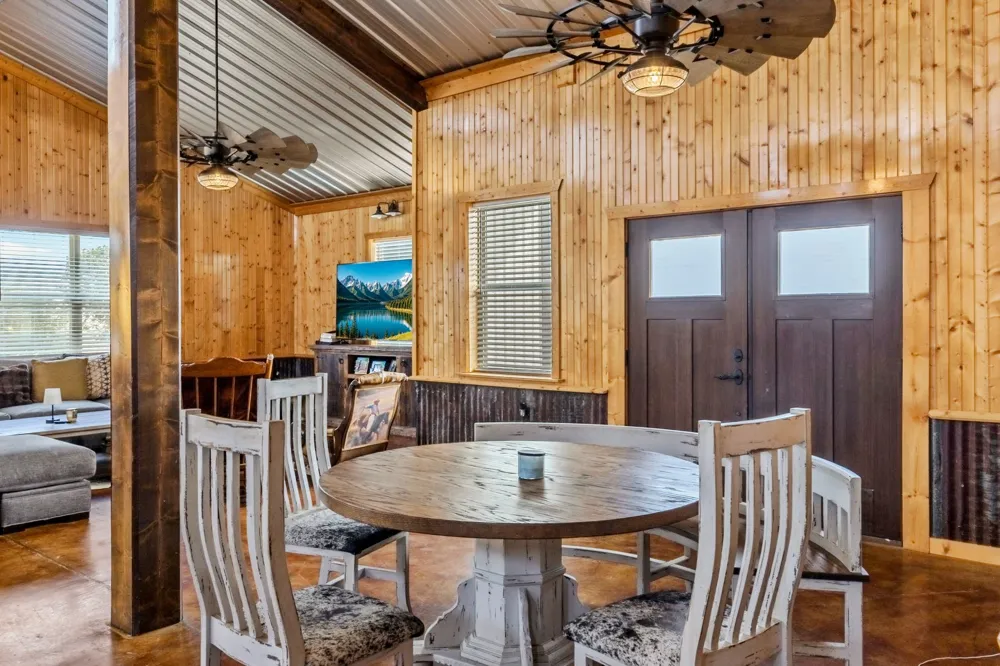 4274 FM 895 Cooper, TX 75432