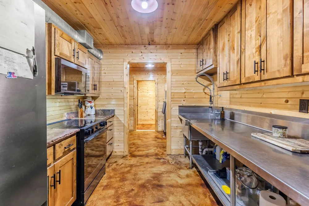 4274 FM 895 Cooper, TX 75432