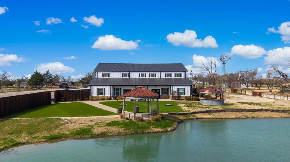 4274 FM 895 Cooper, TX 75432