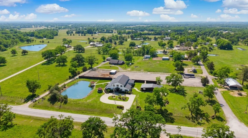 4274 FM 895 Cooper, TX 75432