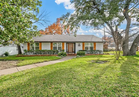 9806 Parkford Drive