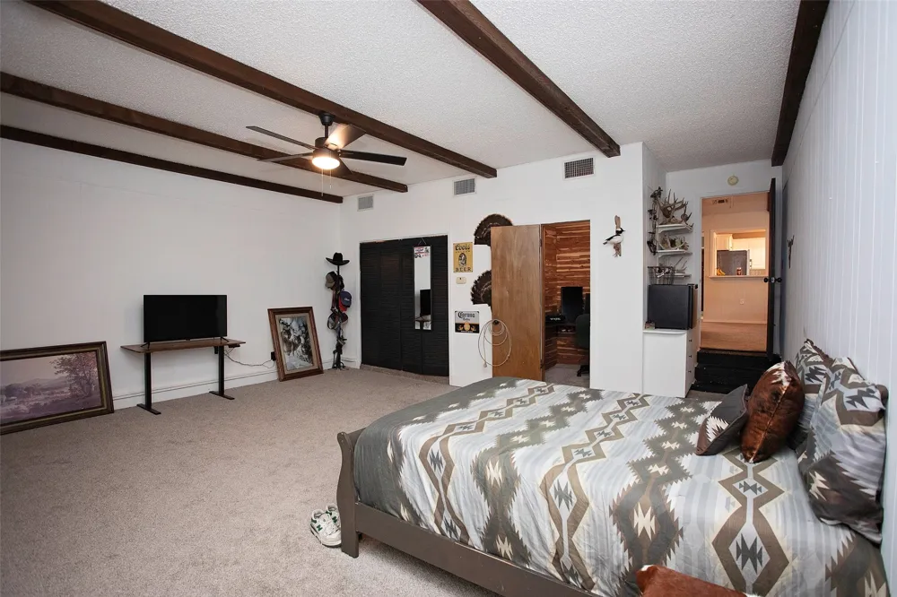 1665 US Highway 380 E Graham, TX 76450