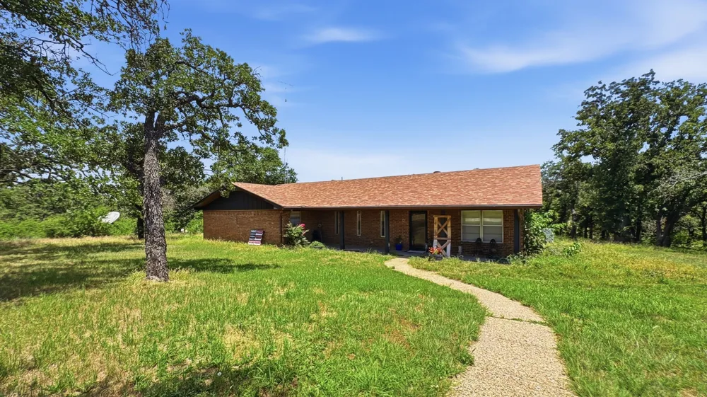 1665 US Highway 380 E Graham, TX 76450