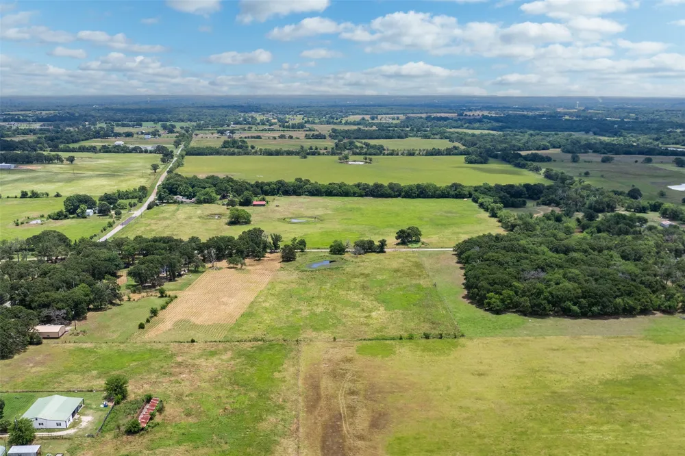 190 County Road 2141 Canton, TX 75103
