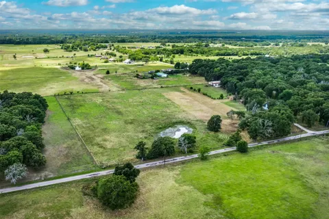 190 County Road 2141