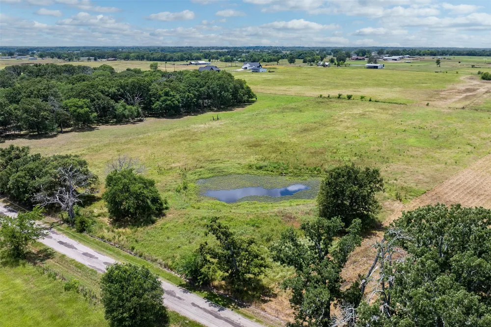 190 County Road 2141 Canton, TX 75103