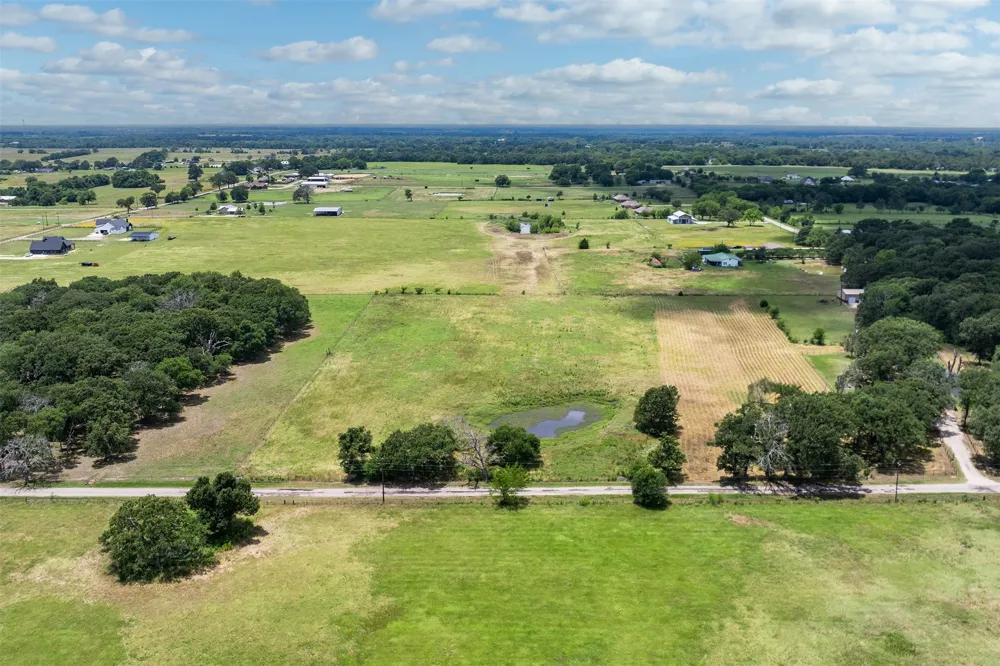 190 County Road 2141 Canton, TX 75103