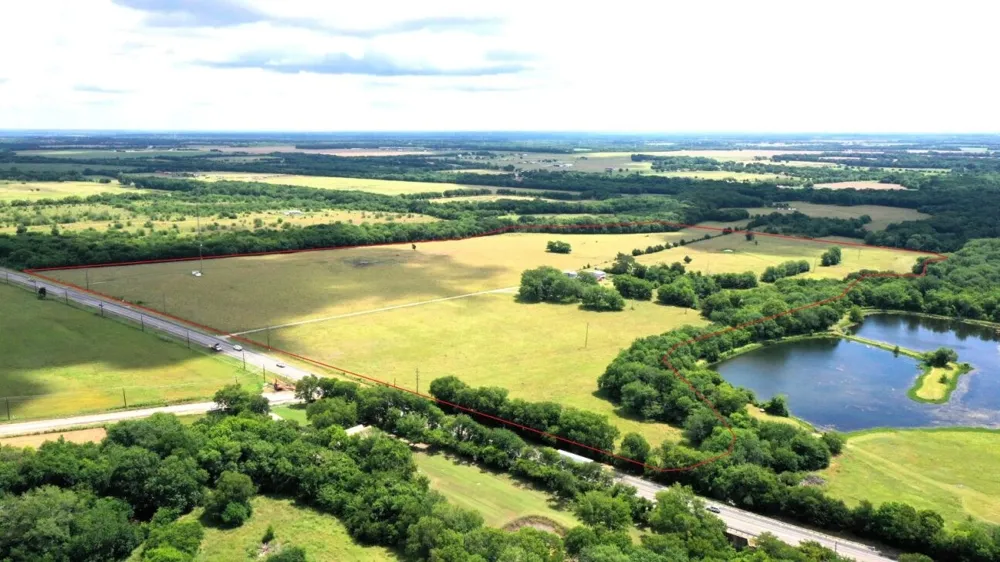 18048 Us-69 Whitewright, TX 75491