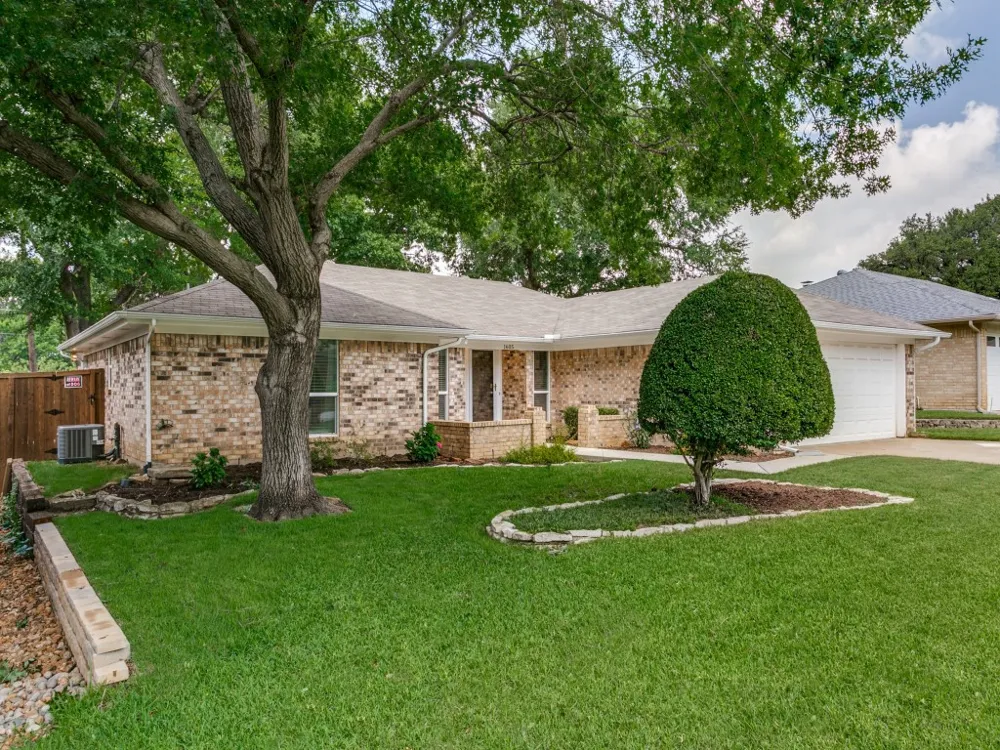 1605 Bedford Oaks Drive Bedford, TX 76021