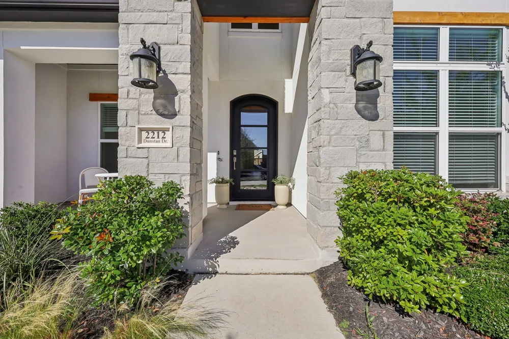 2212 Dunstan Drive Fort Worth, TX 76008
