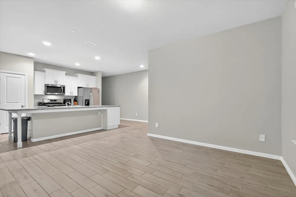 4716 Stunning Pathway Haltom City, TX 76117
