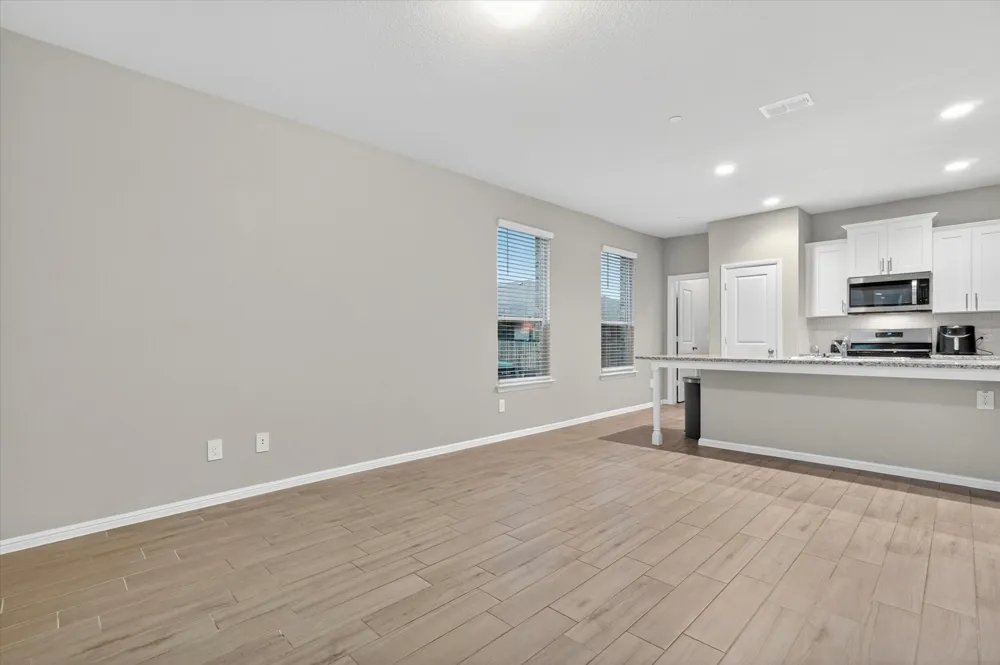 4716 Stunning Pathway Haltom City, TX 76117