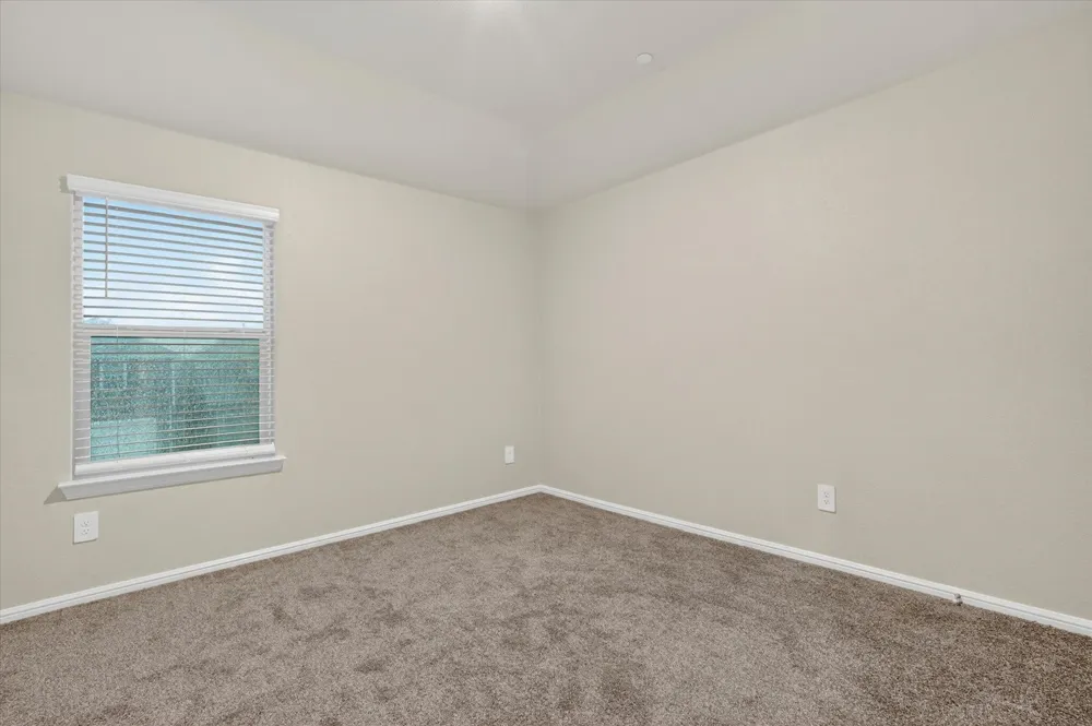 4716 Stunning Pathway Haltom City, TX 76117