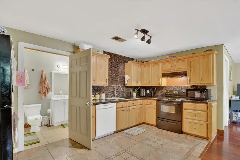 2625 County Road 2510 Quinlan, TX 75474
