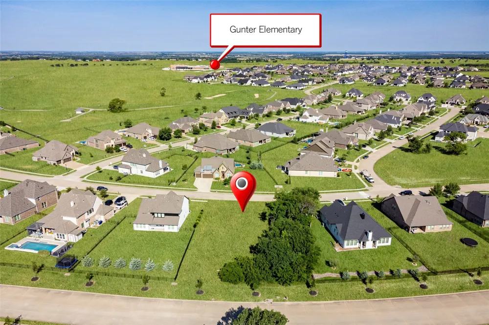 1408 Wolf Ridge Run Gunter, TX 75058