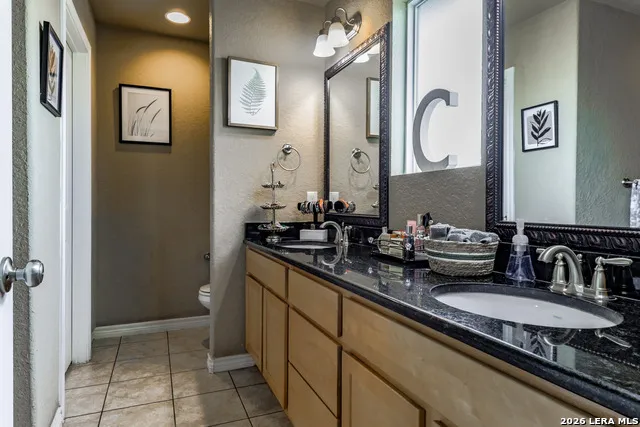615 Cadena Loop Kenedy, TX 78119