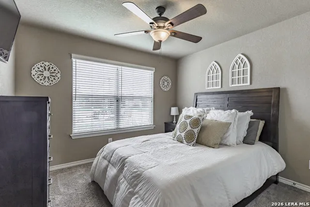 615 Cadena Loop Kenedy, TX 78119