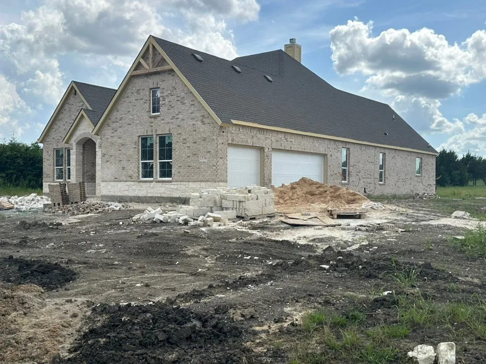 1536 County Road 4910 Leonard, TX 75452