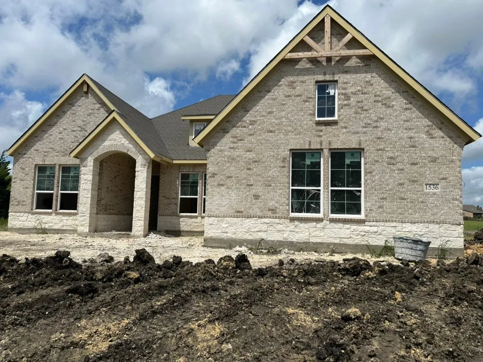 1536 County Road 4910 Leonard, TX 75452