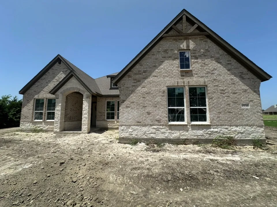 1536 County Road 4910 Leonard, TX 75452