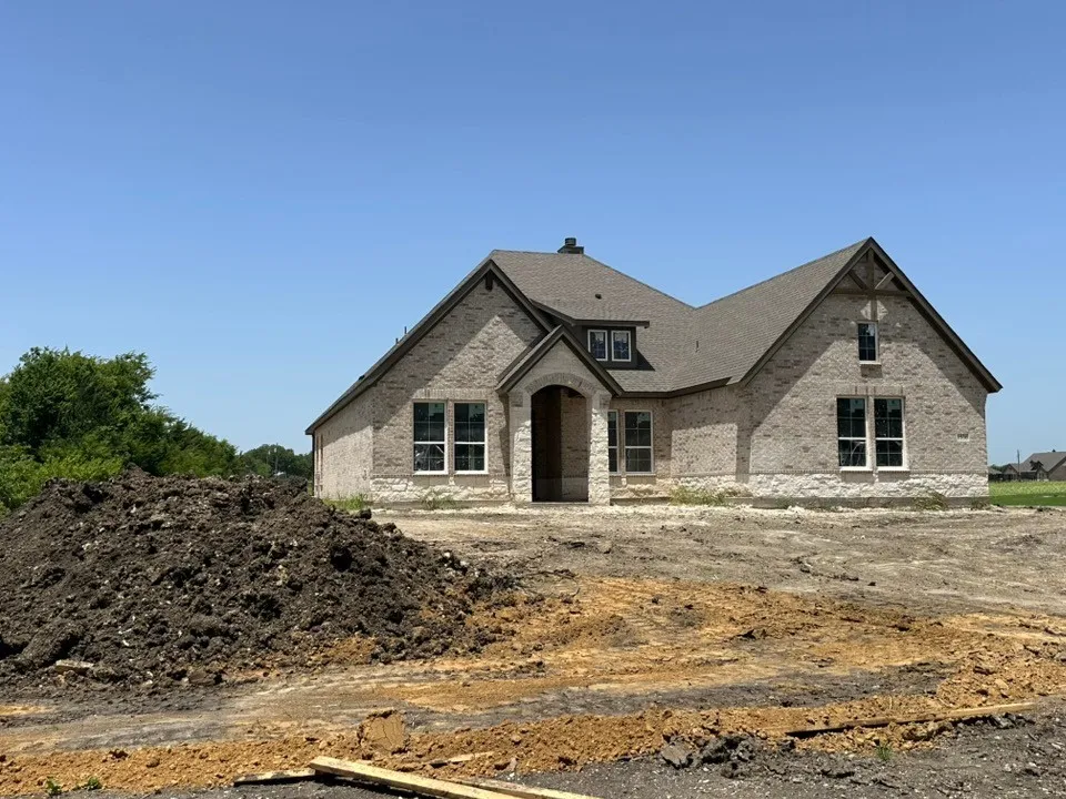 1536 County Road 4910 Leonard, TX 75452