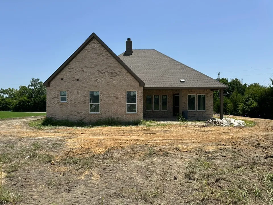 1536 County Road 4910 Leonard, TX 75452
