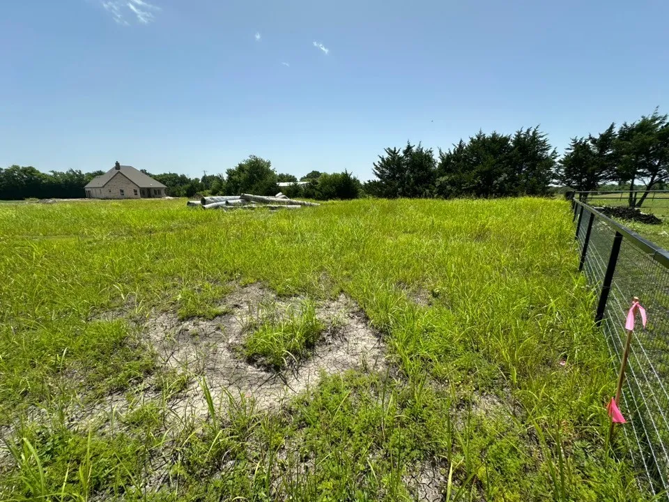 1536 County Road 4910 Leonard, TX 75452