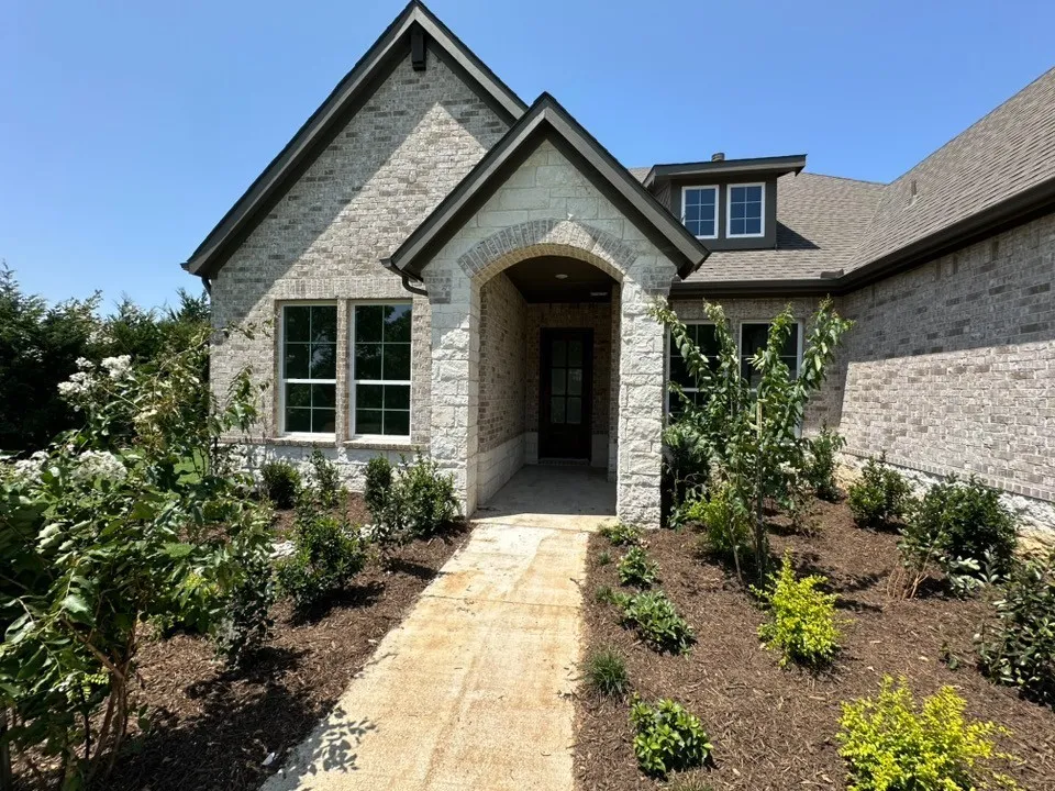1536 County Road 4910 Leonard, TX 75452