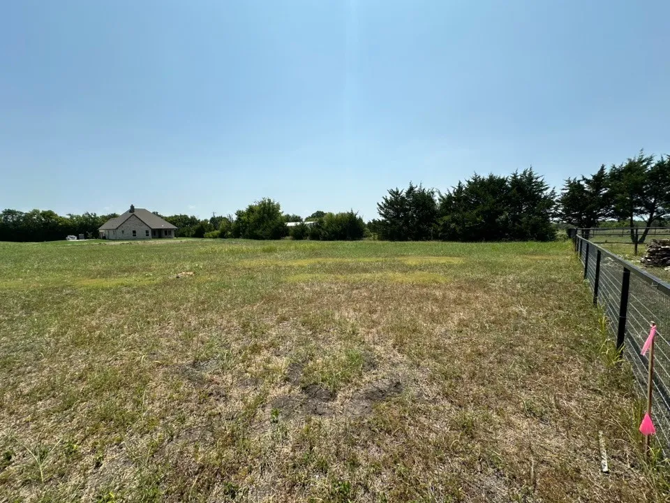 1536 County Road 4910 Leonard, TX 75452