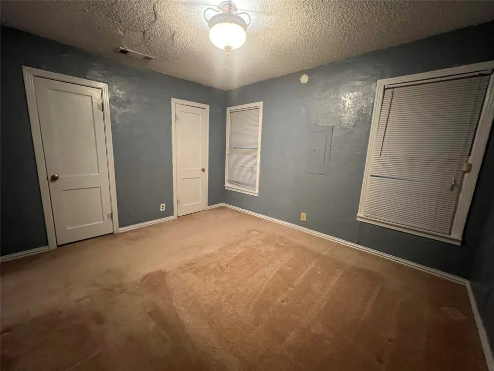 4233 Voncille Street Haltom City, TX 76117