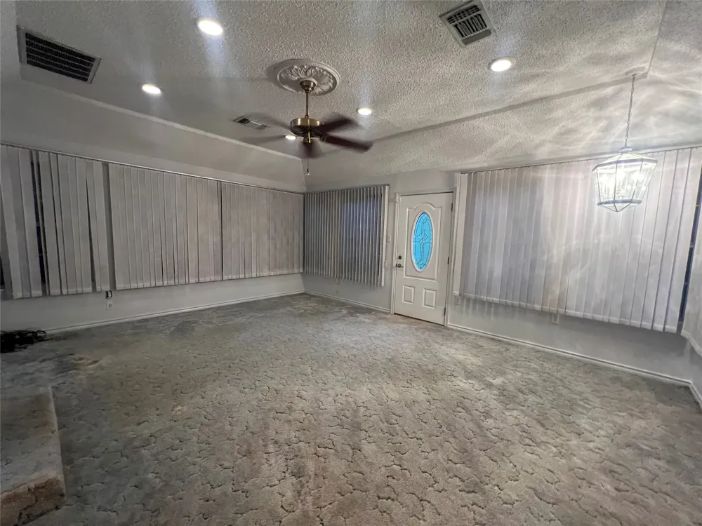 4233 Voncille Street Haltom City, TX 76117