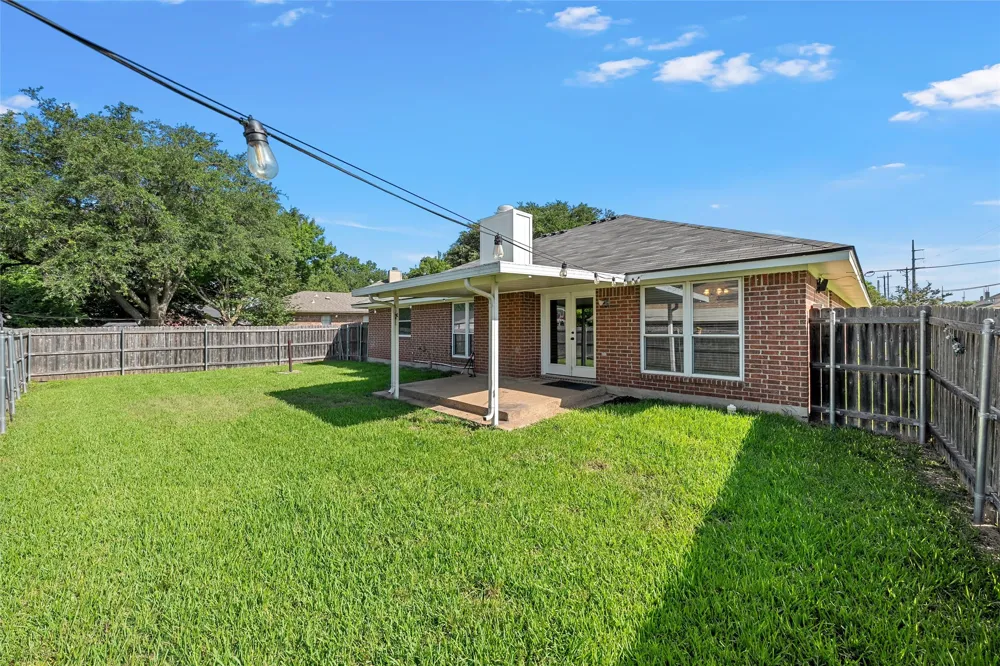 316 Evergreen Court Hewitt, TX 76643