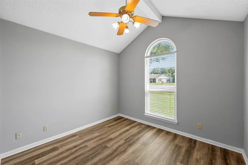 316 Evergreen Court Hewitt, TX 76643