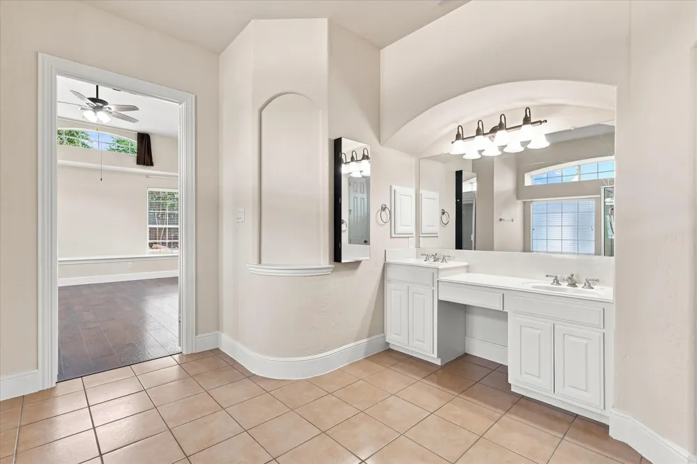 509 Wentworth Lane Murphy, TX 75094