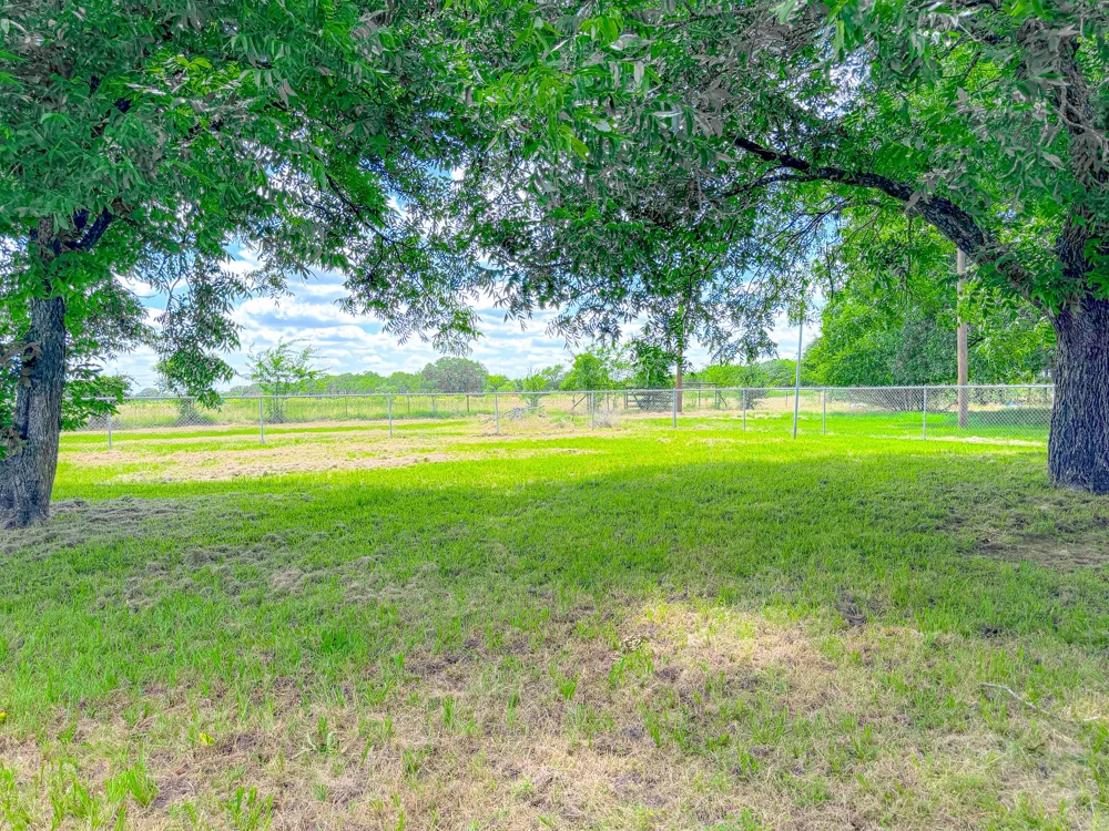 955 Fm 667 Purdon, TX 76679
