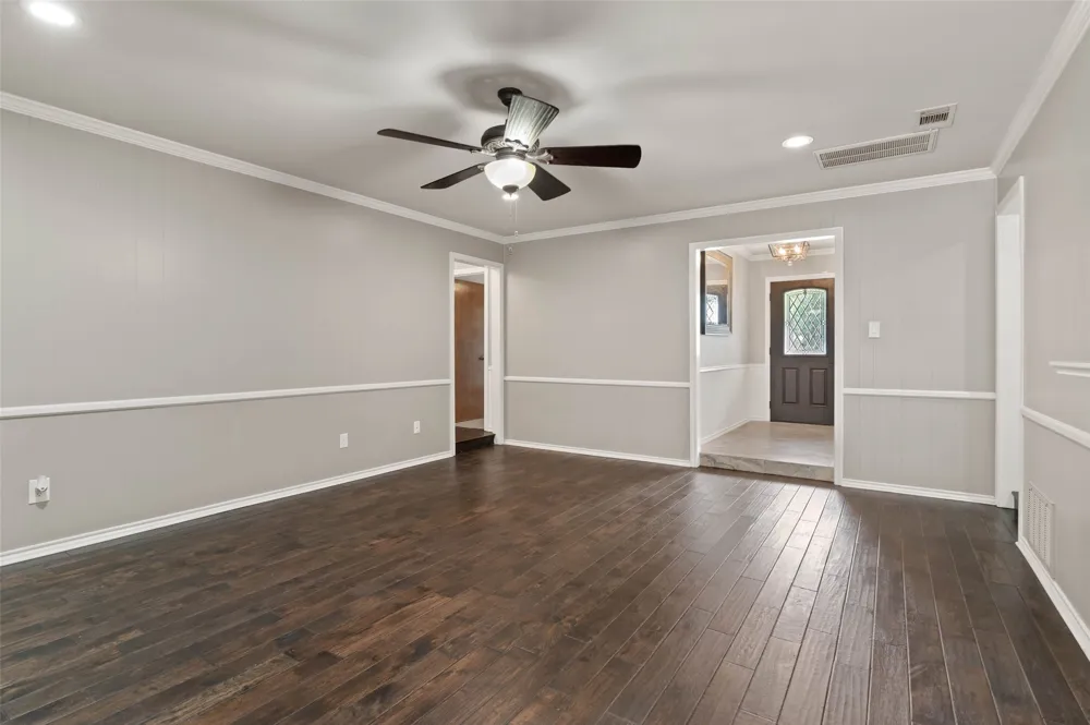 2005 Prince John Drive Grand Prairie, TX 75050