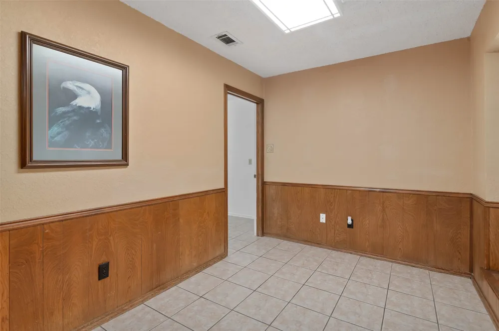 2005 Prince John Drive Grand Prairie, TX 75050