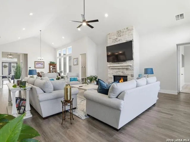 199 POE PKWY Castroville, TX 78009